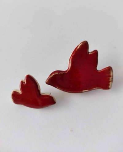 Брошка "Pigeon red"