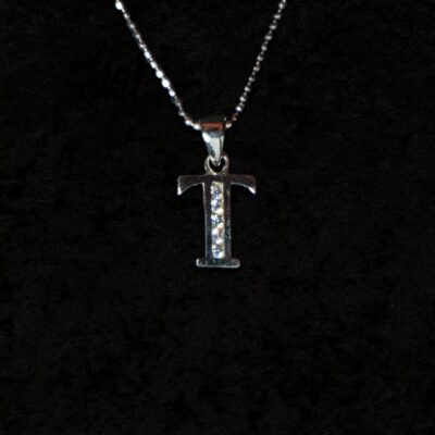 Сребърно колие „Т"